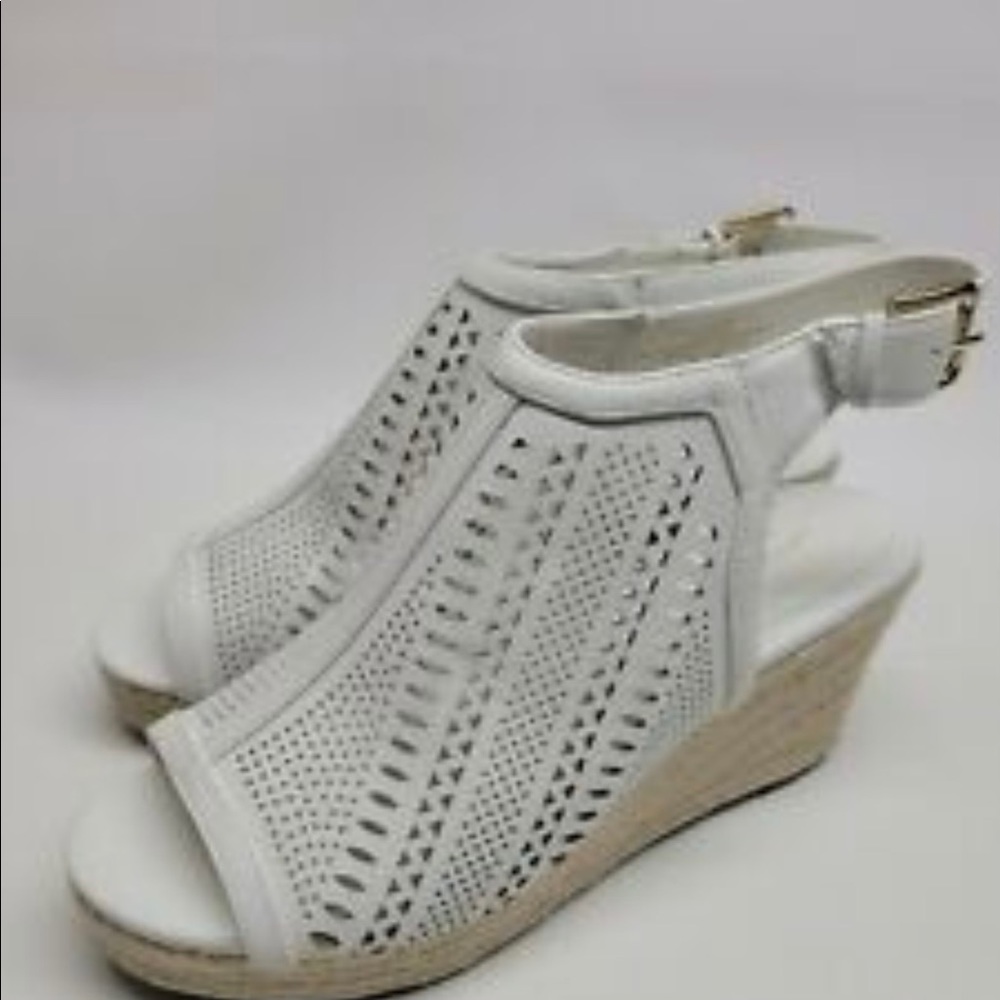 Liz Claiborne Wedges